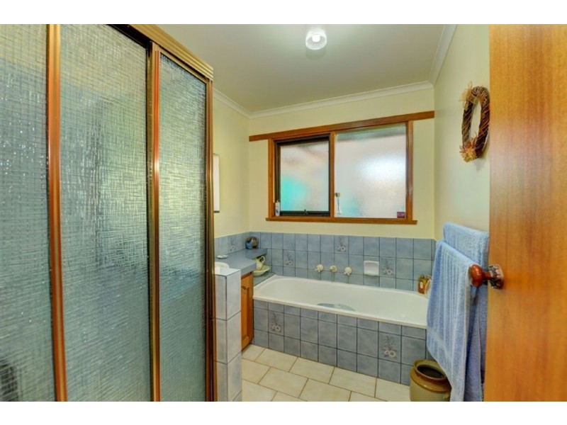 74 Masada Boulevard, Smythes Creek VIC 3351