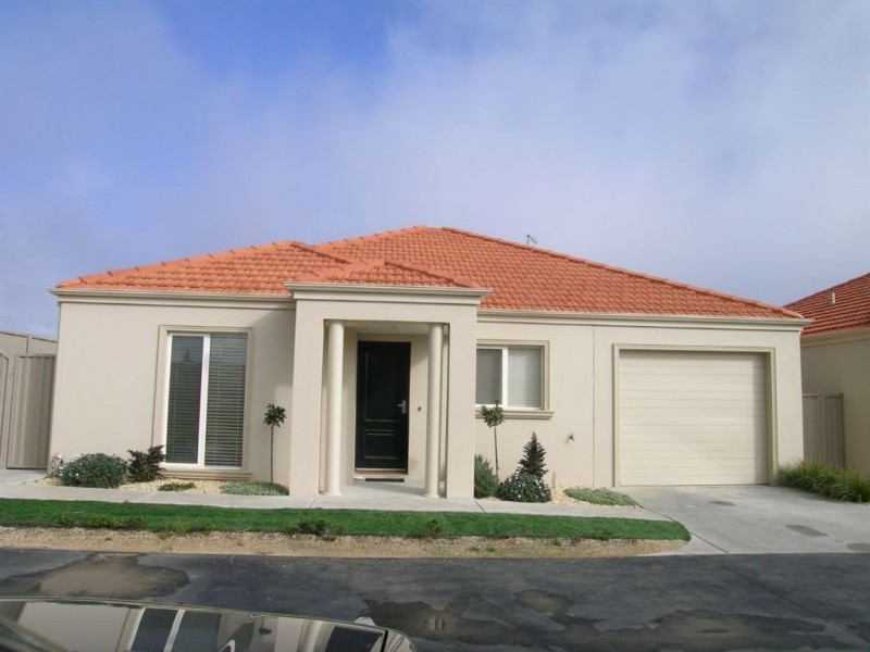 21 Brighton Court, Wendouree VIC 3355