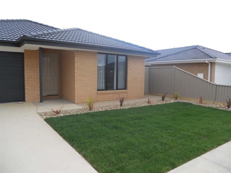 20 Oberon Street, Alfredton VIC 3350