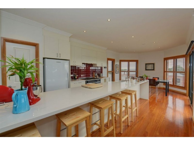 14 Herriott Street, Buninyong VIC 3357