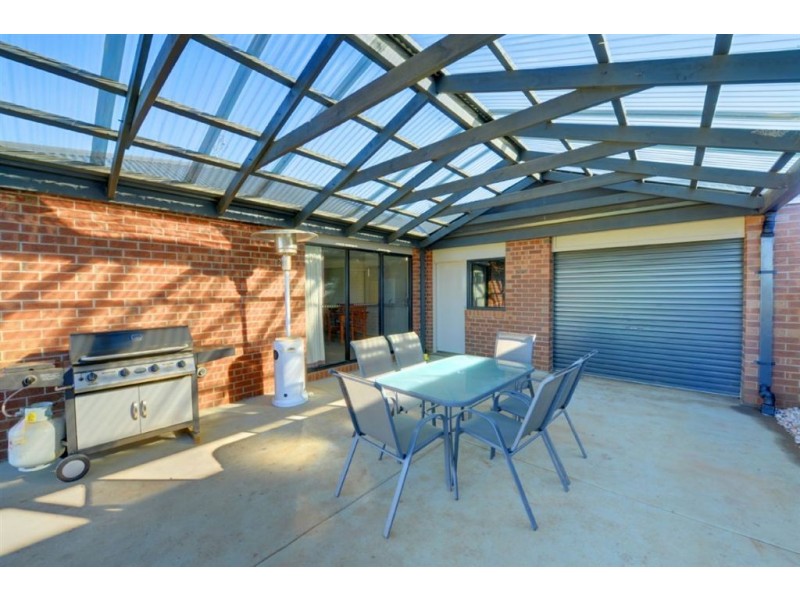 10 Ruby Close, Delacombe VIC 3356