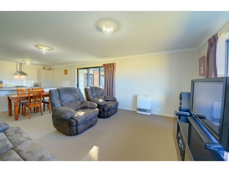 10 Ruby Close, Delacombe VIC 3356