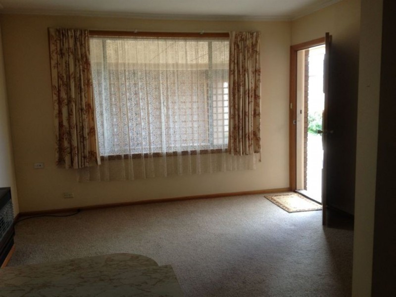 3/301 Neill Street, Soldiers Hill VIC 3350