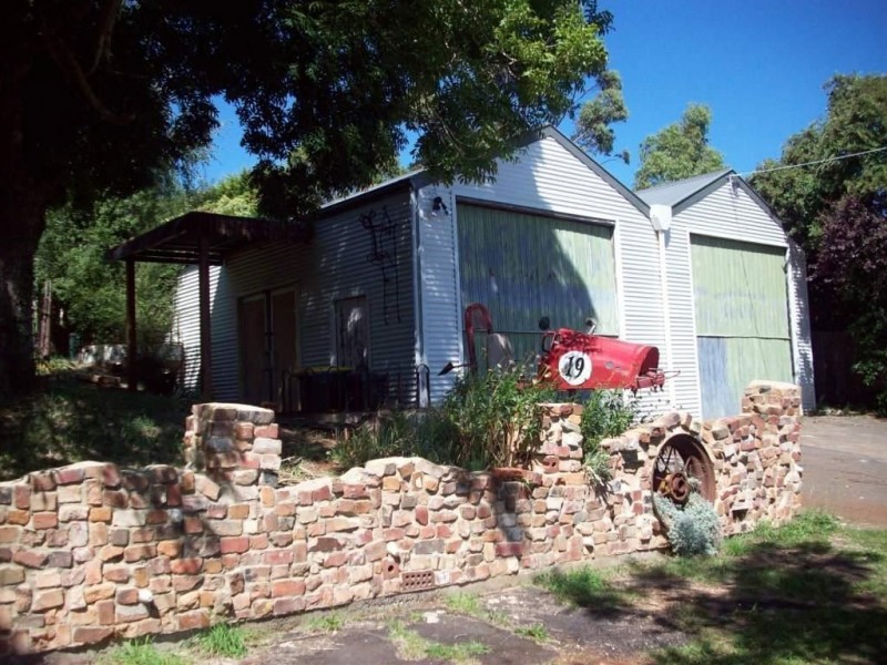 19 Jamieson St, Daylesford VIC 3460