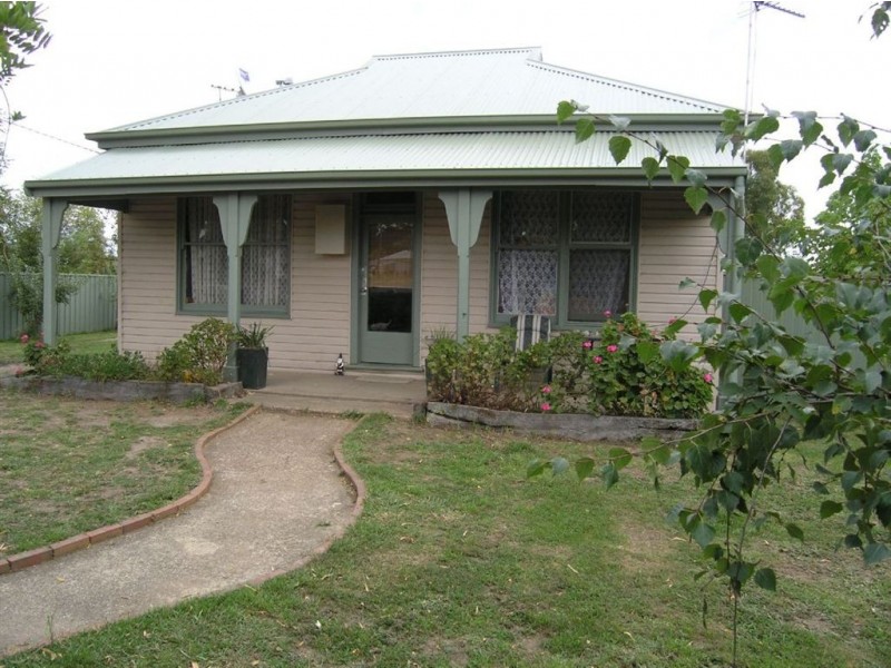 112 Clunes Road, Creswick VIC 3363