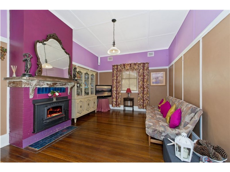 27 Macquarie Street, South Kempsey NSW 2440