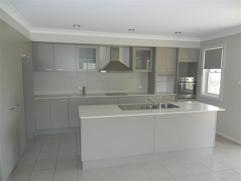 2/23 Fiona Crescent, Lake Cathie NSW 2445