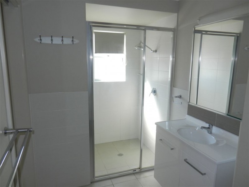 2/23 Fiona Crescent, Lake Cathie NSW 2445