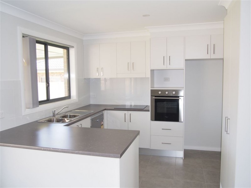 12 Farlow Street, Wauchope NSW 2446