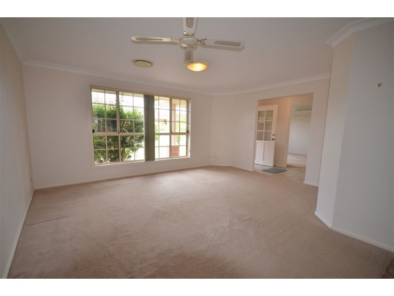 12 Timbertown Crescent, Wauchope NSW 2446