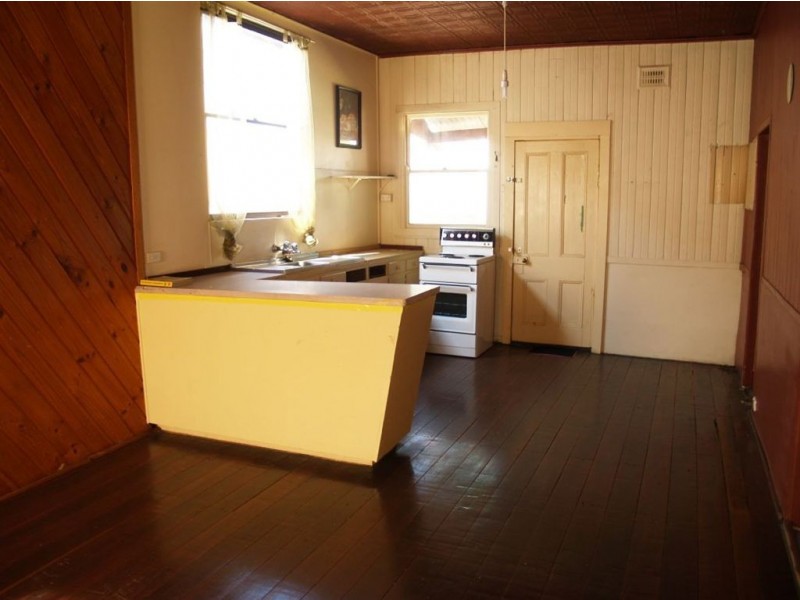 36 Cameron, Wauchope NSW 2446