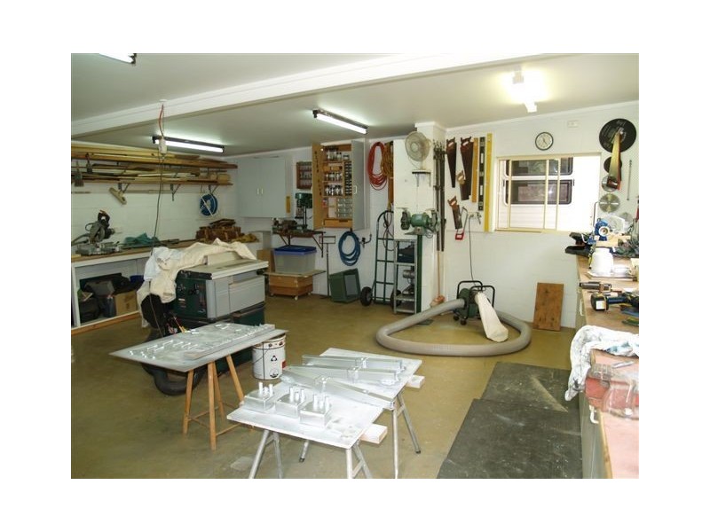 1 Fairmont Drive, Wauchope NSW 2446