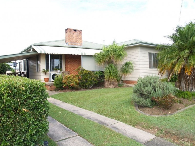 12 Morton Street, Wauchope NSW 2446