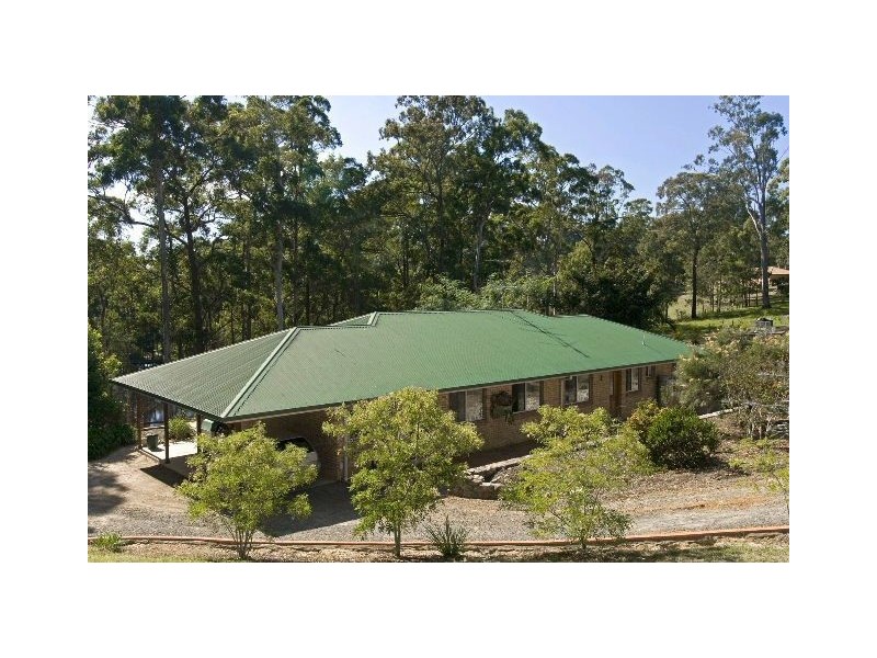 16 Tall Timbers, Lake Innes NSW 2446