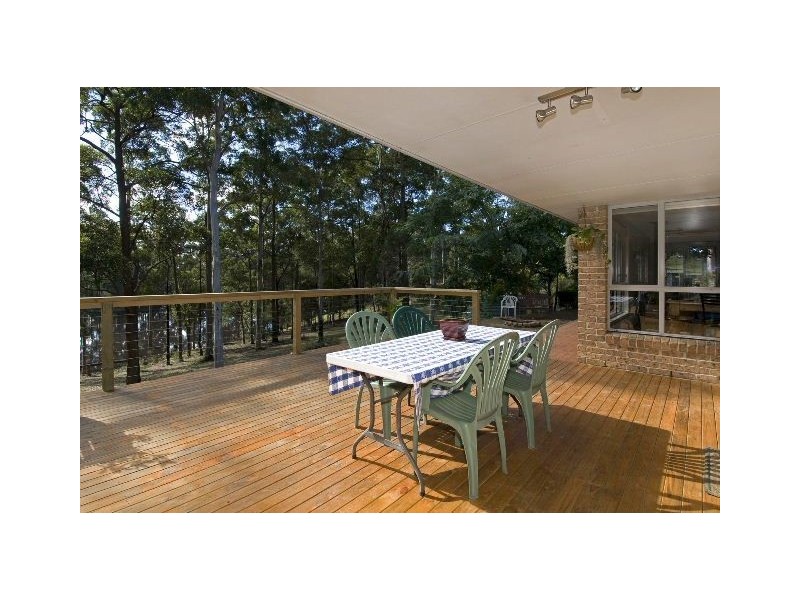 16 Tall Timbers, Lake Innes NSW 2446