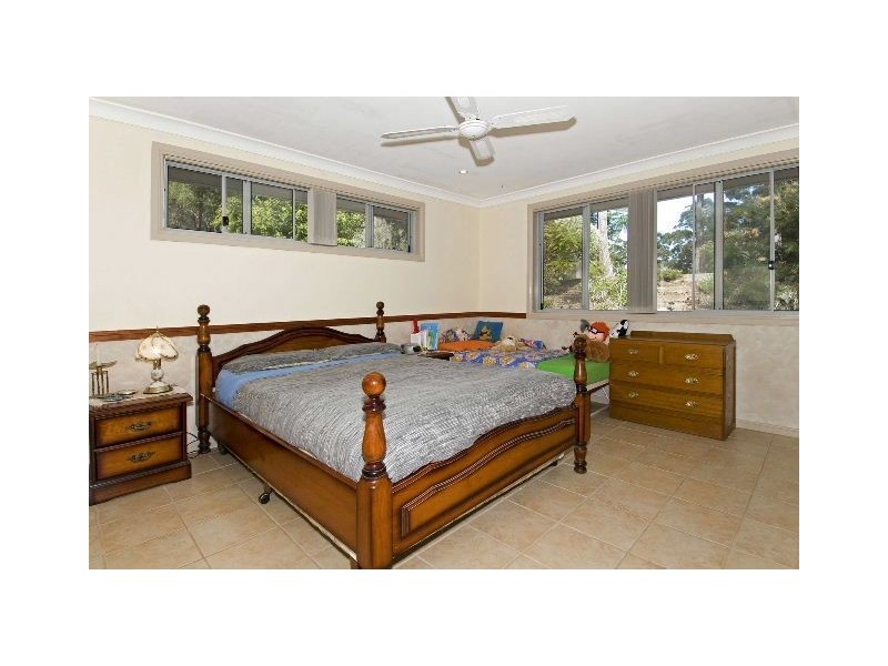 16 Tall Timbers, Lake Innes NSW 2446