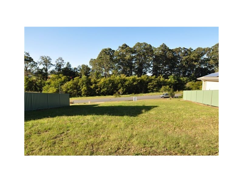 33 Riverbreeze Drive, Wauchope NSW 2446
