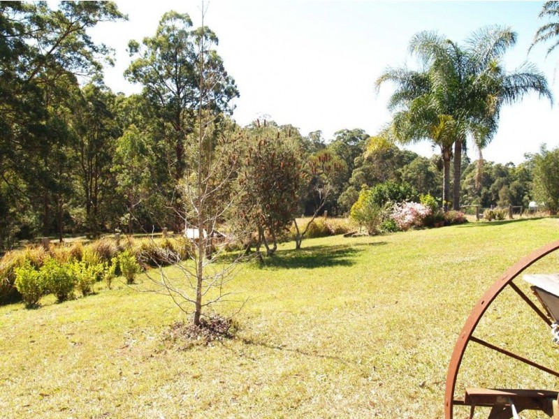 68 West Frazers Creek Road, Beechwood NSW 2446