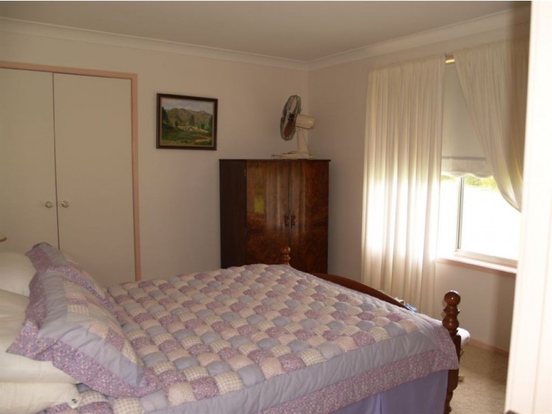 22 Ennis Rd, Wauchope NSW 2446