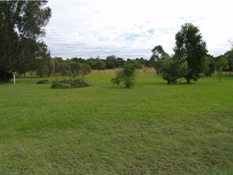 22 Ennis Rd, Wauchope NSW 2446