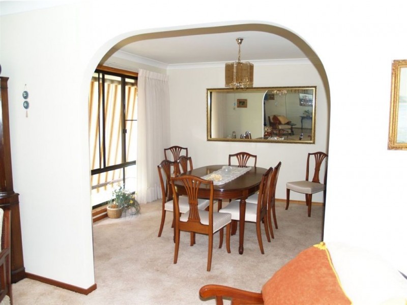 8 Sarahs Crescent, King Creek NSW 2446