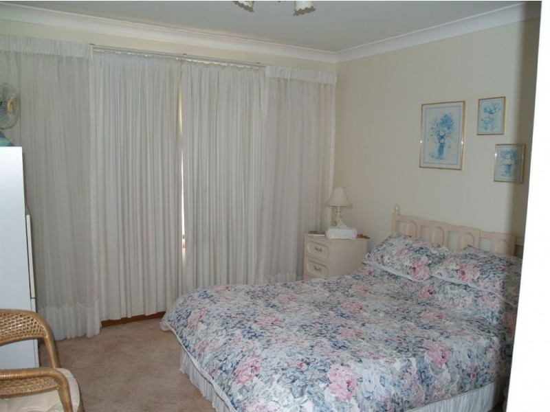 8 Sarahs Crescent, King Creek NSW 2446