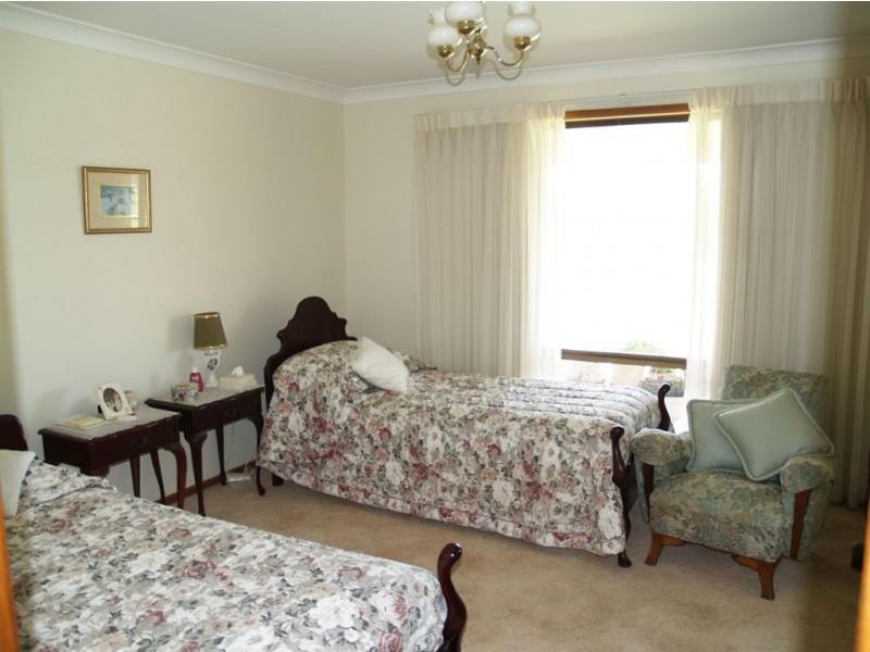 8 Sarahs Crescent, King Creek NSW 2446