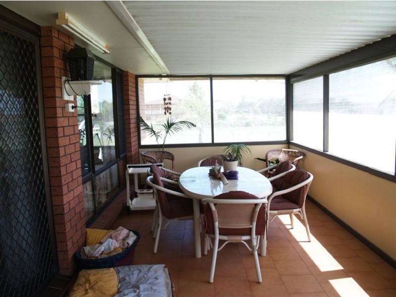 8 Sarahs Crescent, King Creek NSW 2446