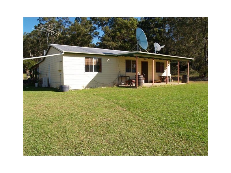 601 Smiths Creek Road, Kundabung NSW 2441