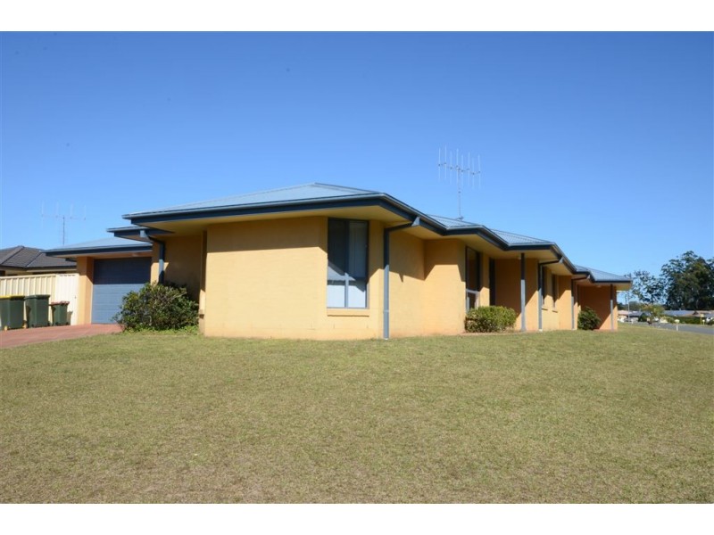 2/32 Colonial Circuit, Wauchope NSW 2446