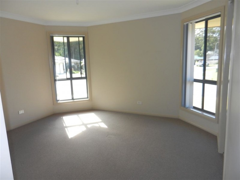 2/32 Colonial Circuit, Wauchope NSW 2446