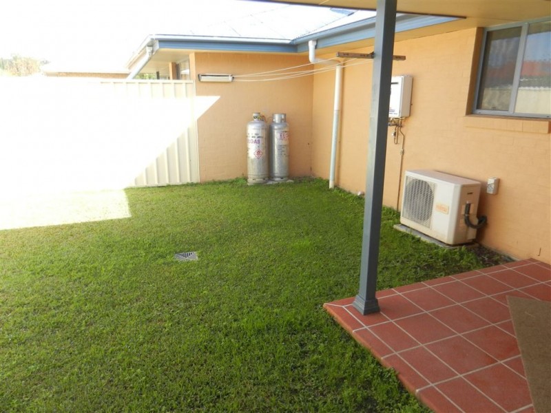 2/32 Colonial Circuit, Wauchope NSW 2446