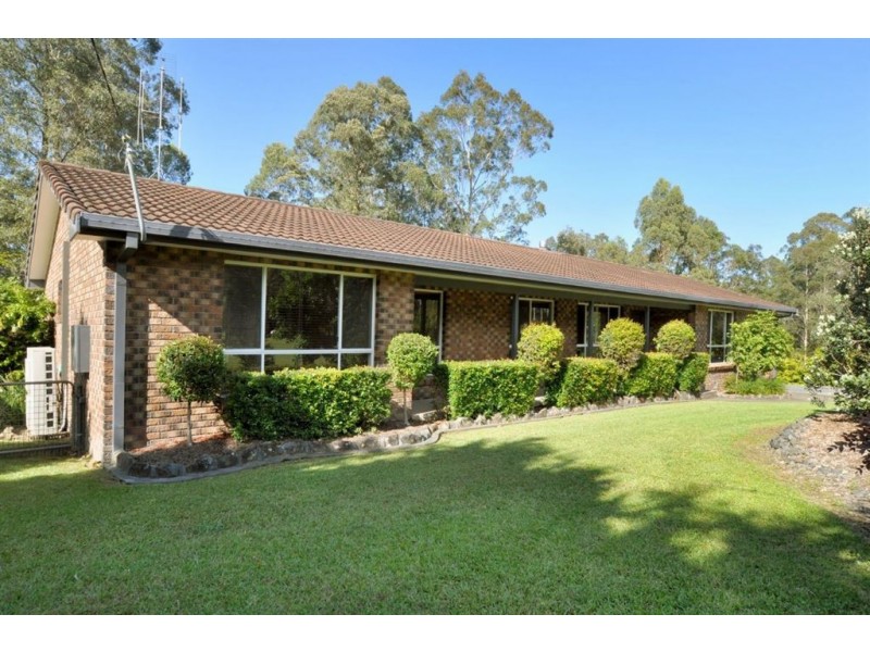 4 Warrew Crescent, King Creek NSW 2446