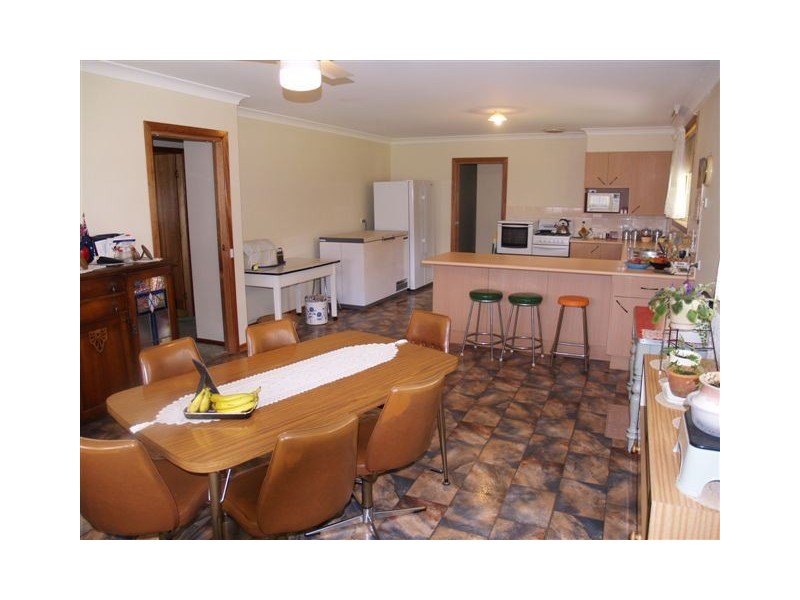 1 Moncrieff Close, King Creek NSW 2446