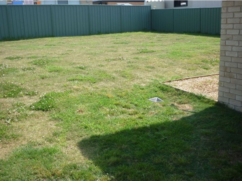13 Crosslands Ave, Wauchope NSW 2446