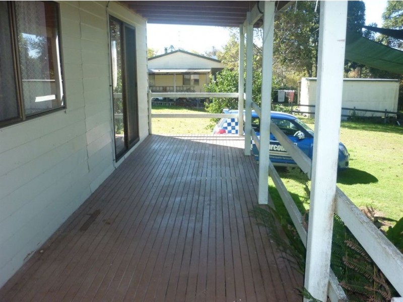 805 Main Road, Beechwood NSW 2446