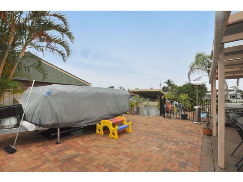 24 Laguna Place, Port Macquarie NSW 2444