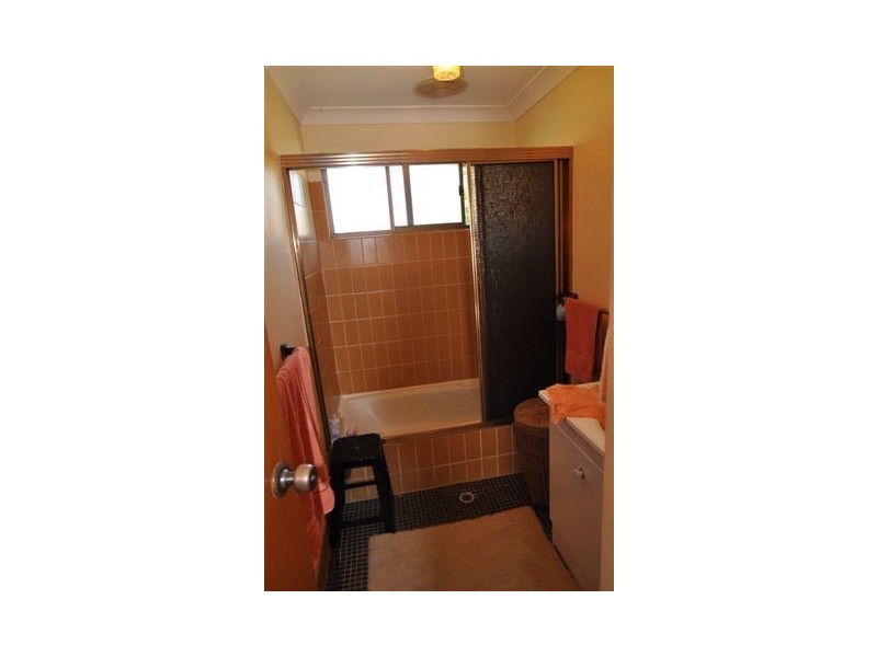 28 Azalea Ave, Wauchope NSW 2446