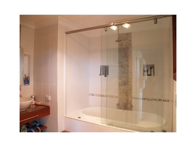 2C Azalea Ave, Wauchope NSW 2446