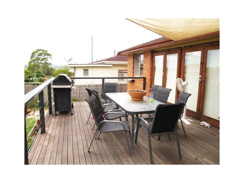 2C Azalea Ave, Wauchope NSW 2446