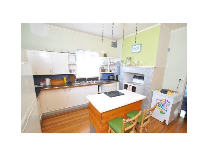 12 Waugh Street, Wauchope NSW 2446