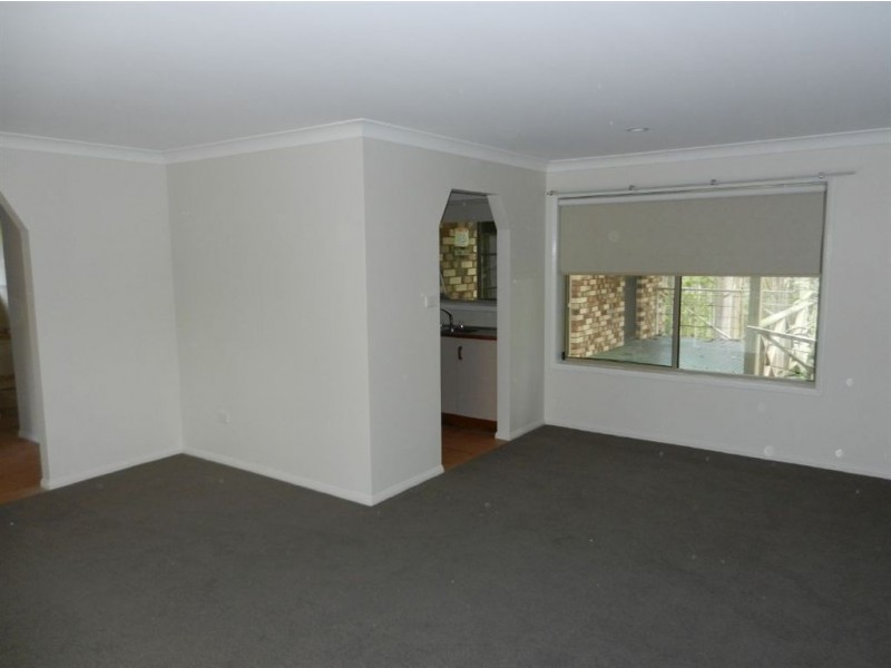 30 Warrew Crescent, King Creek NSW 2446