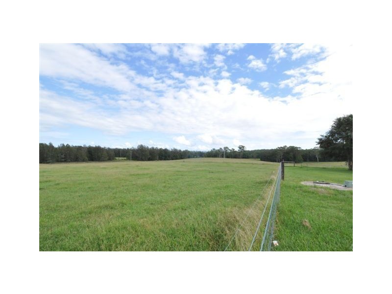 33 Zanardis Lane, Wauchope NSW 2446