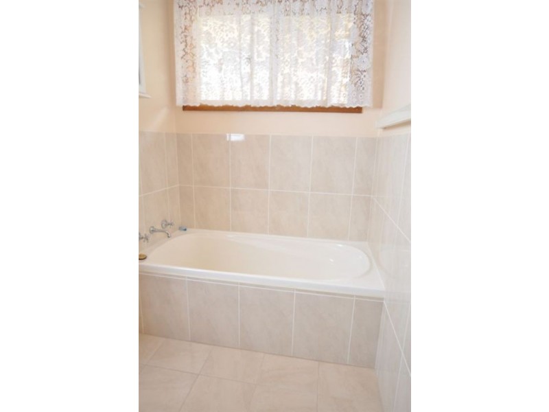 6 Clareville Avenue, Wauchope NSW 2446