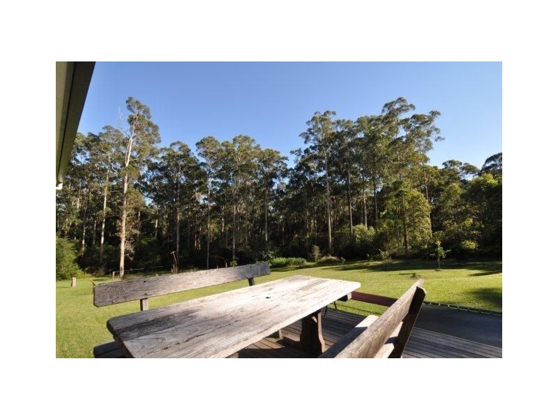 104 Tall Timber Road, Lake Innes NSW 2446