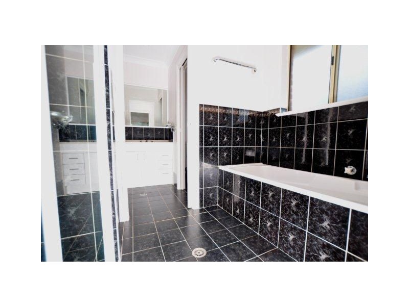 15 Grassmere Way, Port Macquarie NSW 2444
