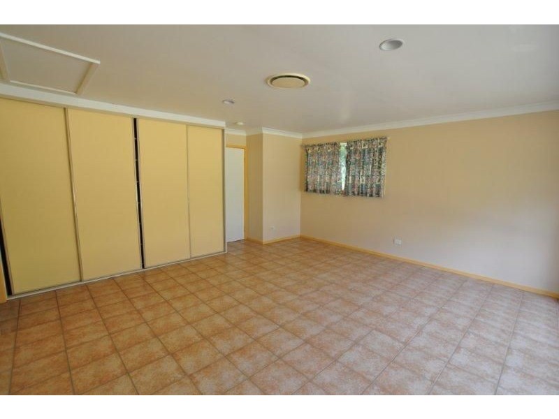 8 Narran Close, Wauchope NSW 2446