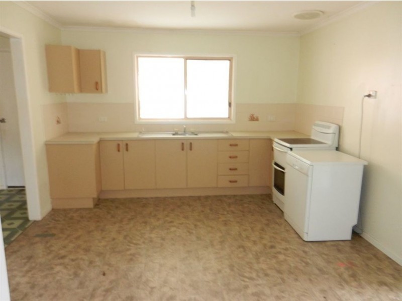 8 Wade Street, Wauchope NSW 2446