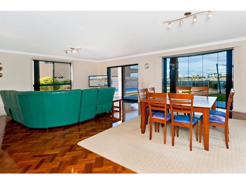 10 McInherney Close, Port Macquarie NSW 2444
