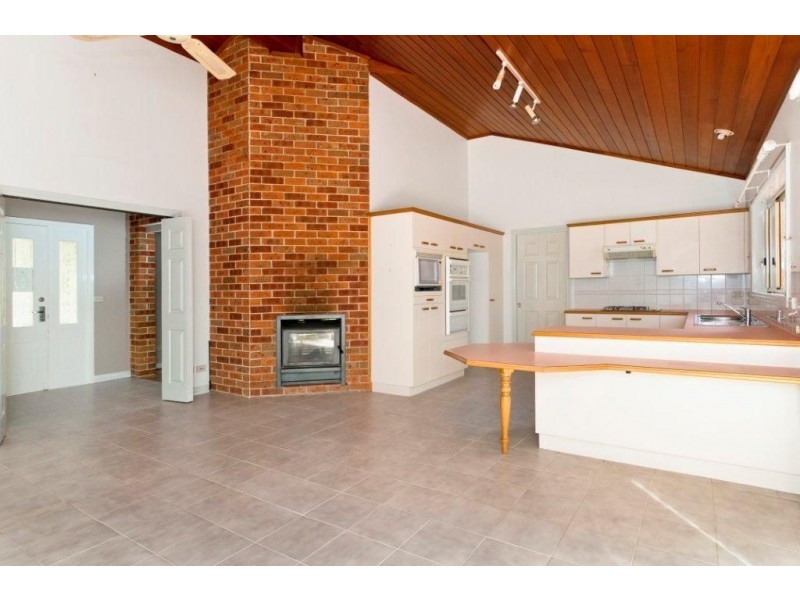 49 Jillalla Drive, King Creek NSW 2446